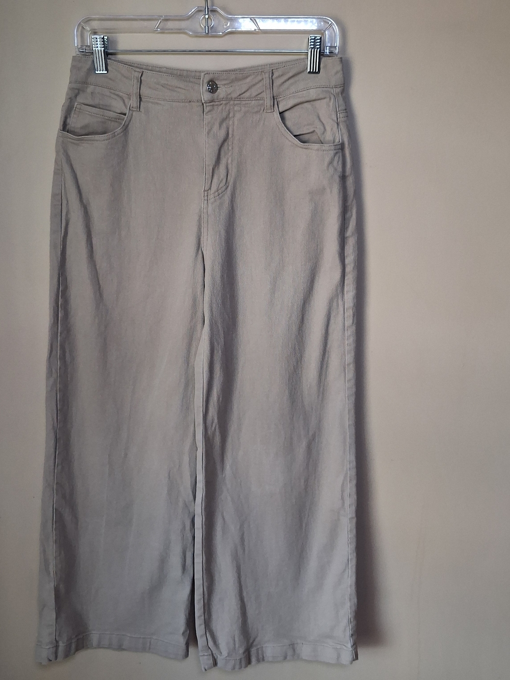 Entro Women’s Khaki Tan Color Wide Leg Jeans; Size M